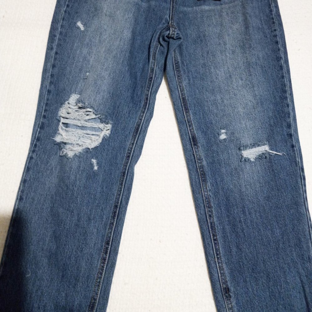 No Boundaries Jeans - Picture 3 of 10